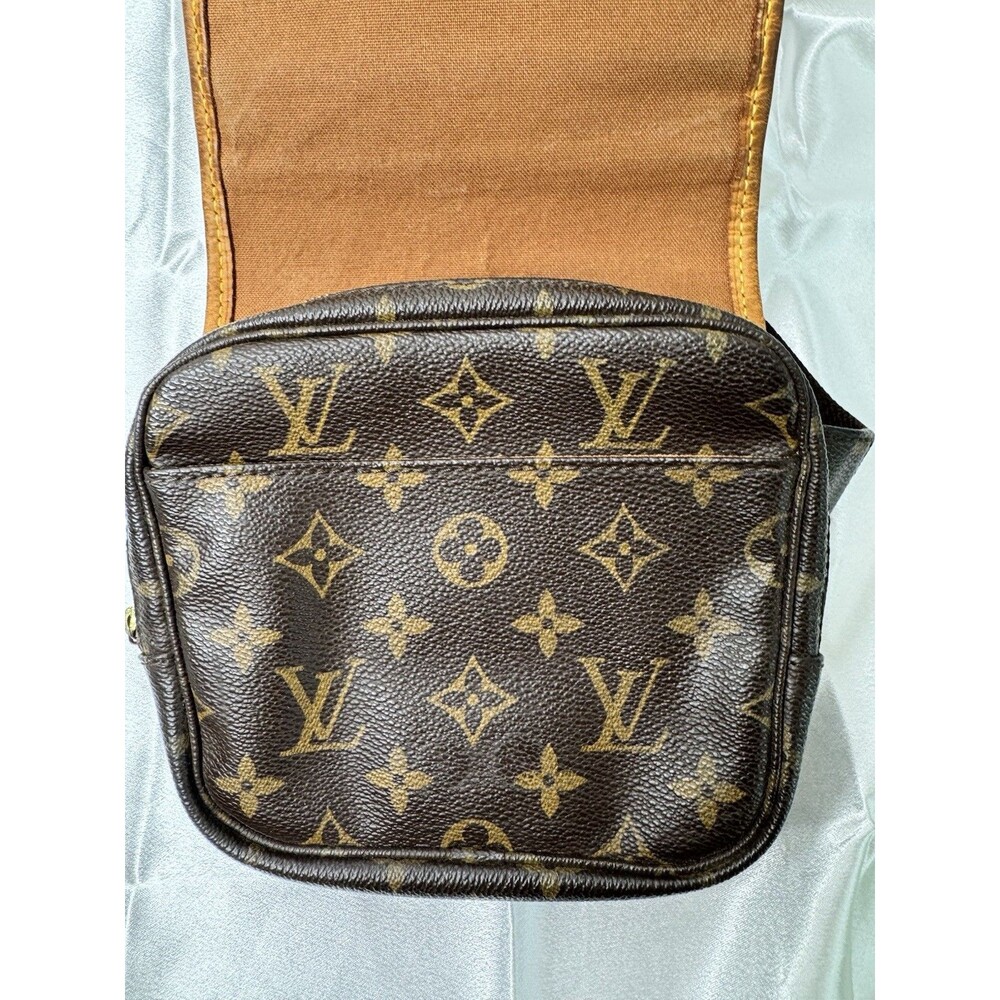 Vintage Louis Vuitton Monogram Bosphore Waist Bag - Picture 12 of 16